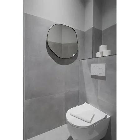 Spacious&elegant 2br Airconditioned Trocadéro * Parigi